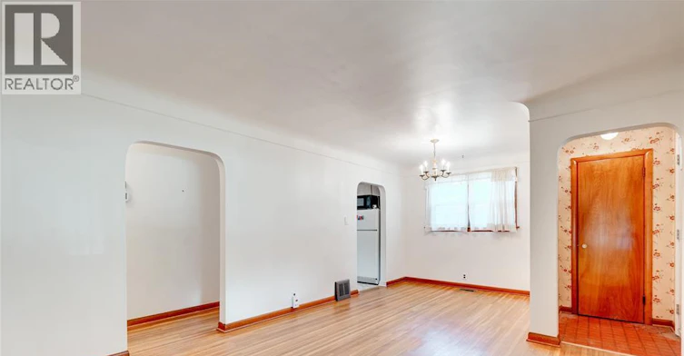 3256 Dominion Boulevard, Windsor, ON, N9E 2N5 - 5