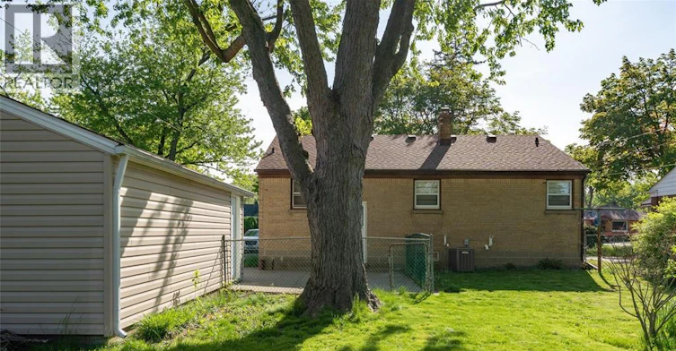 3256 Dominion Boulevard, Windsor, ON, N9E 2N5 - 35