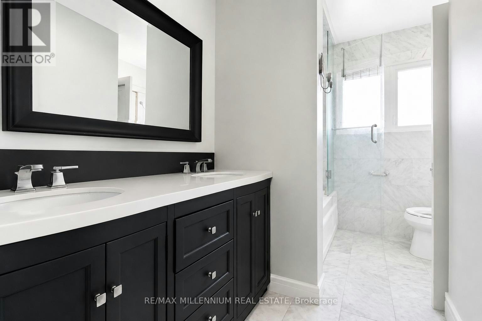 1078 Pinegrove Road, Oakville, ON, L6L 2W4 - 12