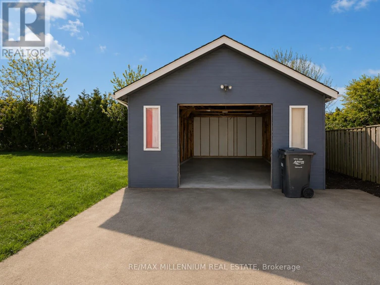 1078 Pinegrove Road, Oakville, ON, L6L 2W4 - 27