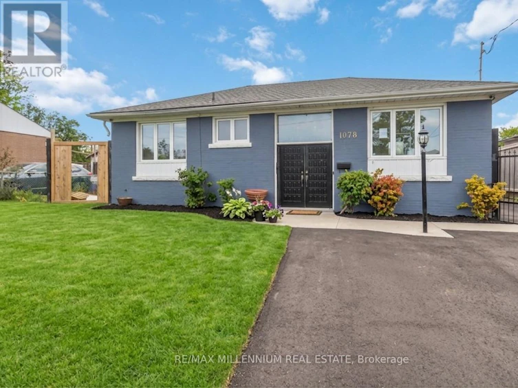 1078 Pinegrove Road, Oakville, ON, L6L 2W4