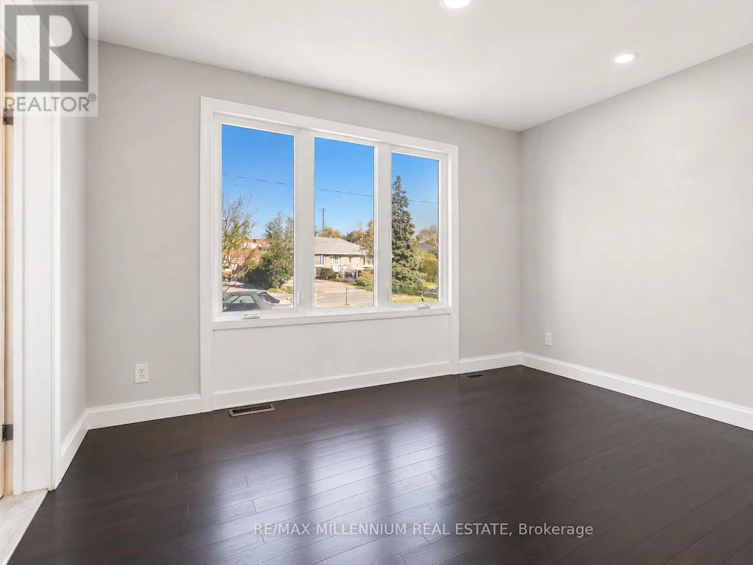 1078 Pinegrove Road, Oakville, ON, L6L 2W4 - 5