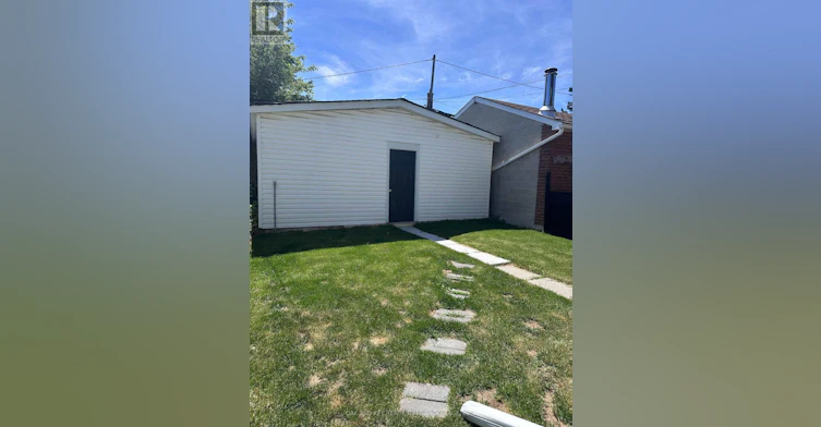 UPPER-6 Lapp Street, Toronto, ON, M6N 3W6 - 23