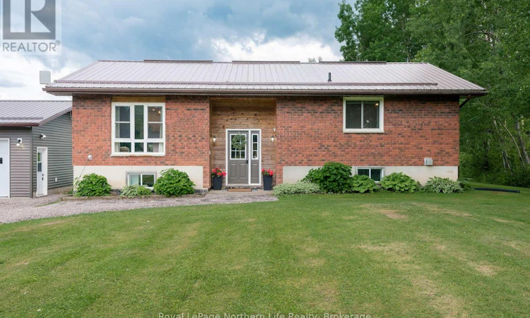 989 Pioneer Road