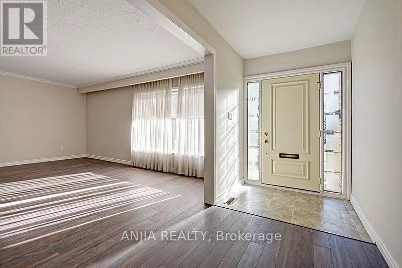 UPPER-80 Alamosa Drive, Toronto, ON, M2J 2N9 - 3