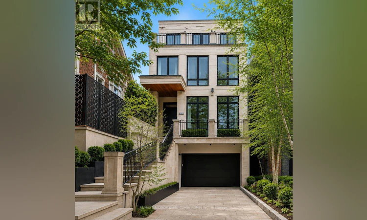 20B Woodlawn Avenue W