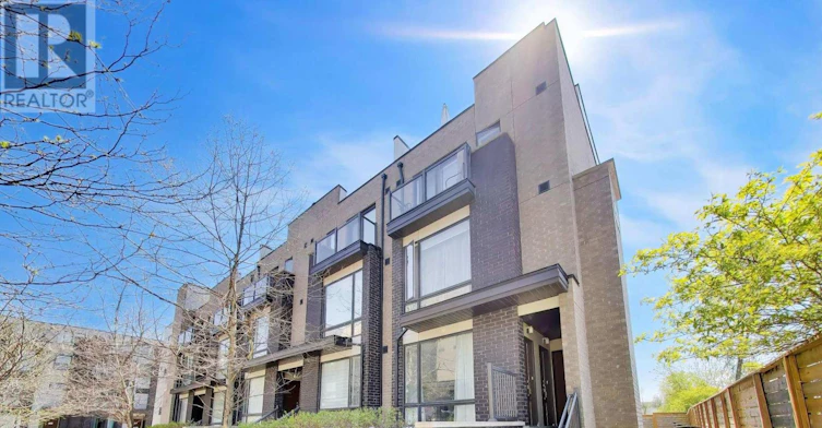 141-34 Fieldway Road, Toronto, ON, M8Z 3L2