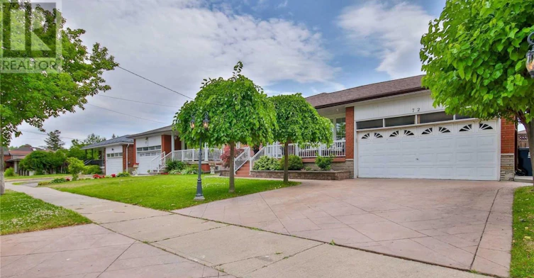 72 Keegan (Lower Crescent, Toronto, ON, M3J 1G2 - 2