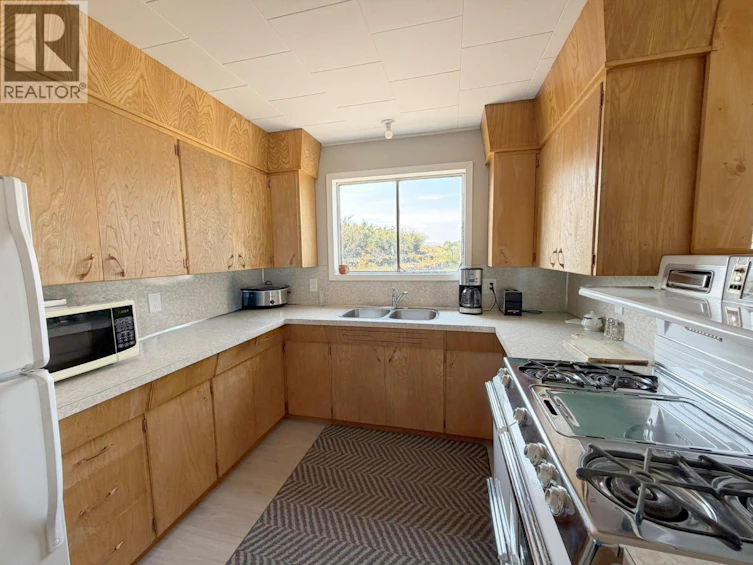 130 Ballou Road, Kamloops, BC, V0K 2J0 - 4