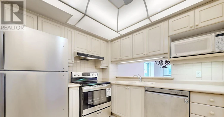 2001-71 Simcoe Street, Toronto, ON, M5J 2S9 - 17