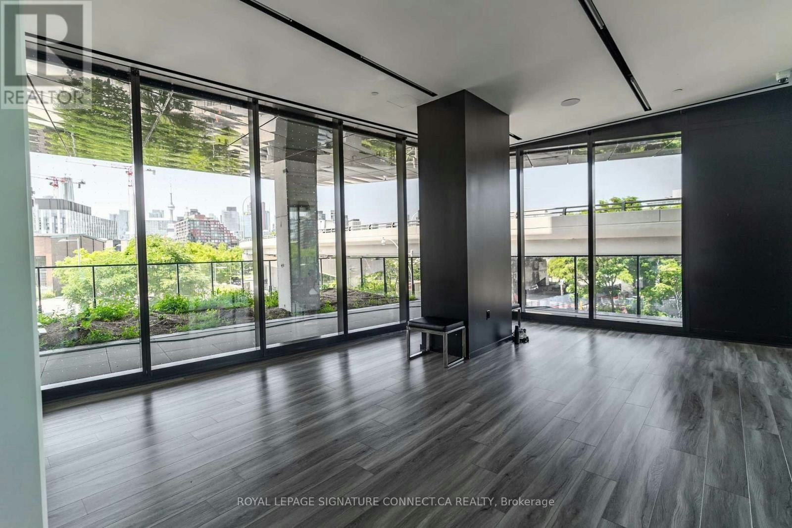 910-21 Lawren Harris Square, Toronto, ON, M5A 0T4 - 16