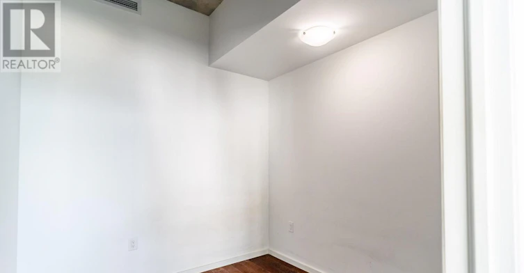 910-21 Lawren Harris Square, Toronto, ON, M5A 0T4 - 7