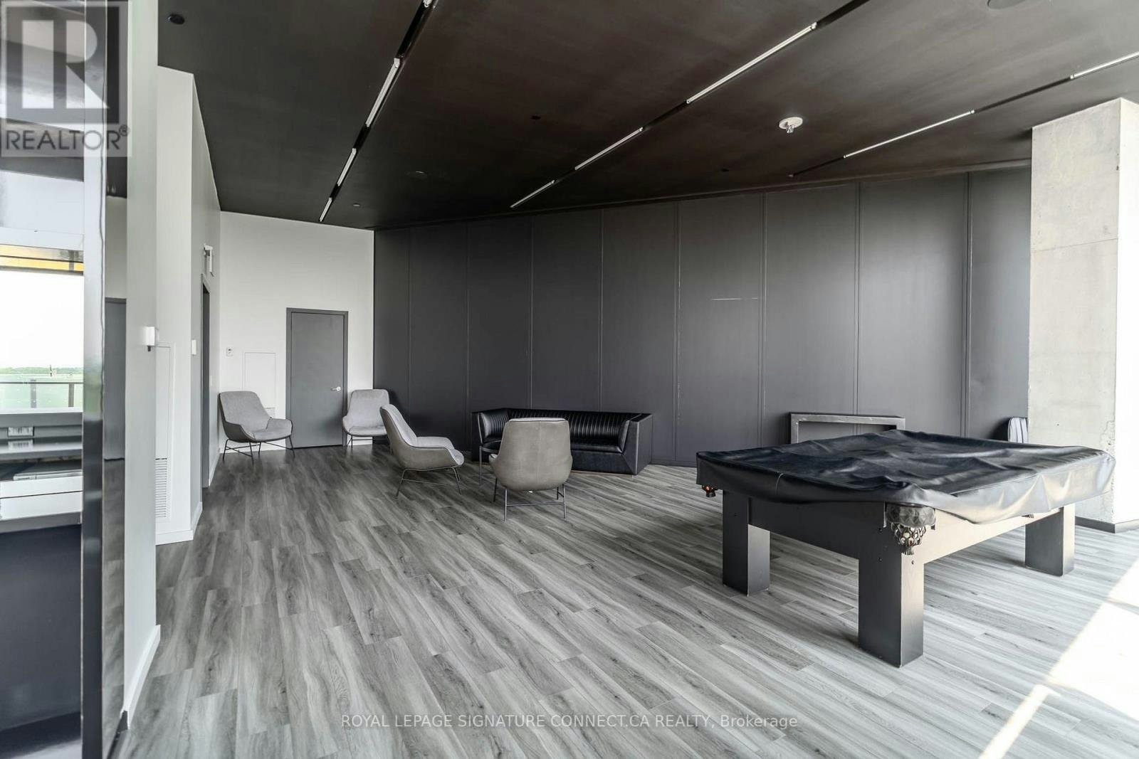 910-21 Lawren Harris Square, Toronto, ON, M5A 0T4 - 21
