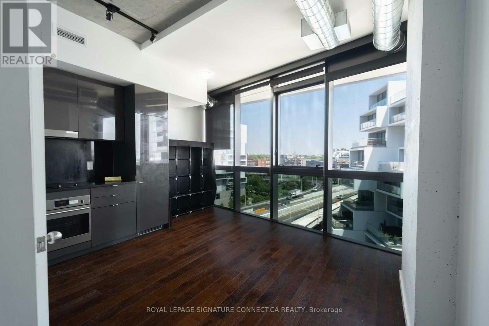 910-21 Lawren Harris Square, Toronto, ON, M5A 0T4 - 4