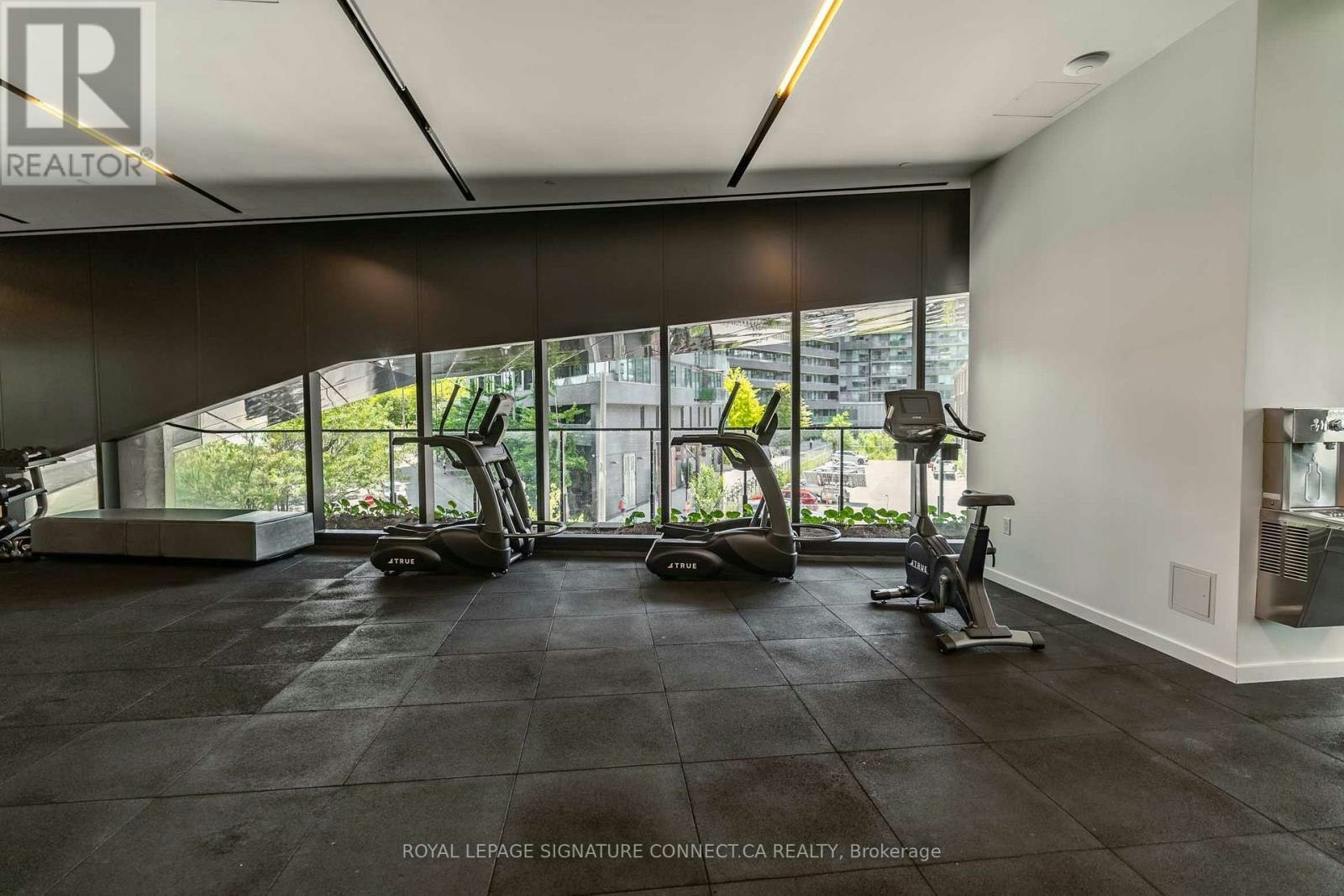 910-21 Lawren Harris Square, Toronto, ON, M5A 0T4 - 15