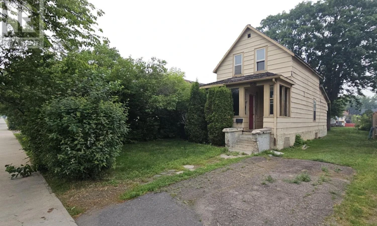 161 Amelia Street E