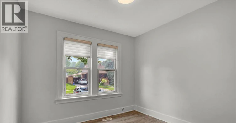 842 DUPLEX-844 Ellrose Avenue, Windsor, ON, N8Y 3W7 - 6