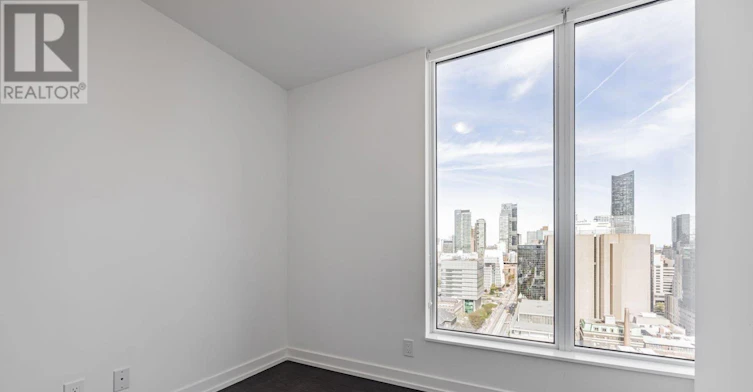 1608-203 College Street, Toronto, ON, M5T 1P9 - 4