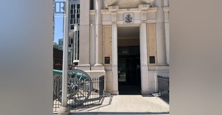 2101-426 University Avenue, Toronto, ON, M5G 1S9