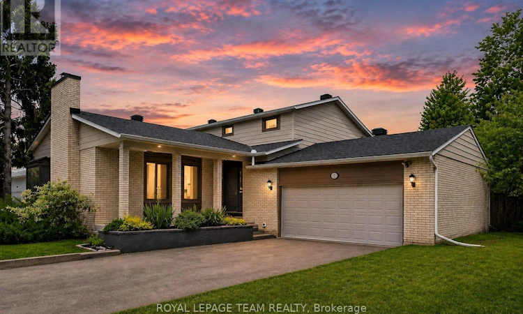61 Amberwood Crescent