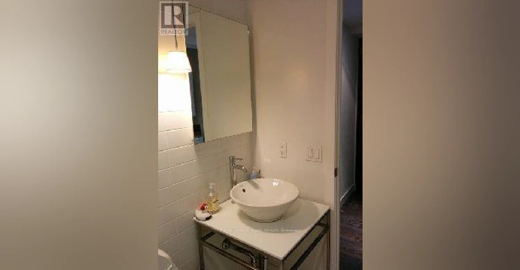 103-75 Portland Street, Toronto, ON, M5V 2M9 - 5
