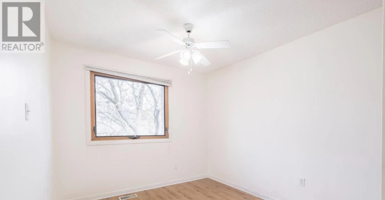 17 Stoneham Road, Toronto, ON, M9C 4Y7 - 28