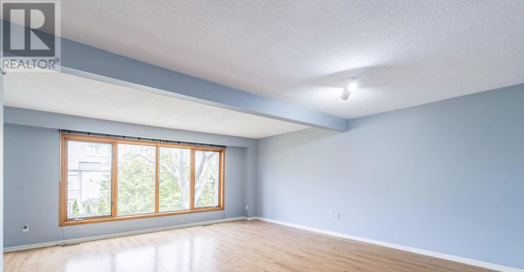 17 Stoneham Road, Toronto, ON, M9C 4Y7 - 10