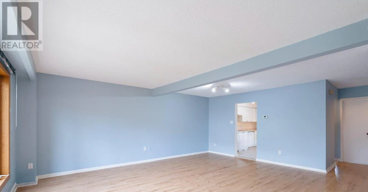 17 Stoneham Road, Toronto, ON, M9C 4Y7 - 13