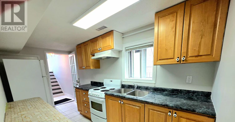 4233 Greybrook Crescent, Mississauga, ON, L4W 3G5 - 4