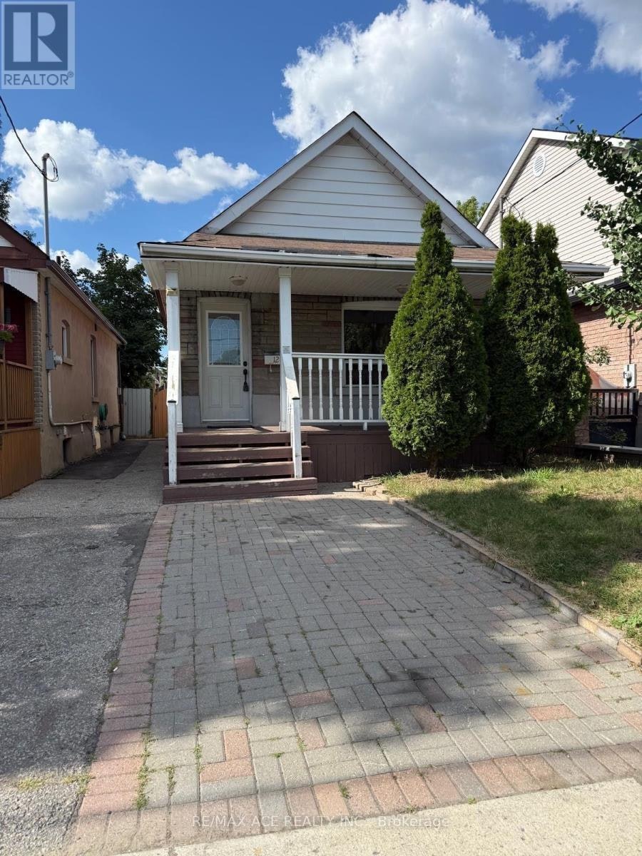 12 Mahoney Avenue, Toronto, ON, M6M 2H4
