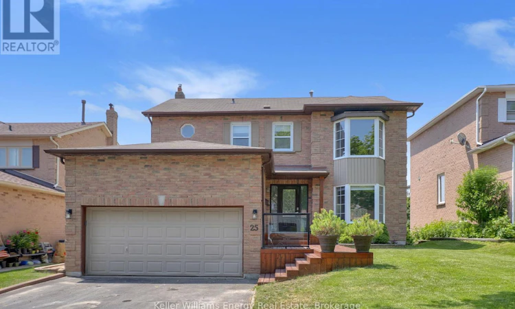 25 Fieldview Crescent
