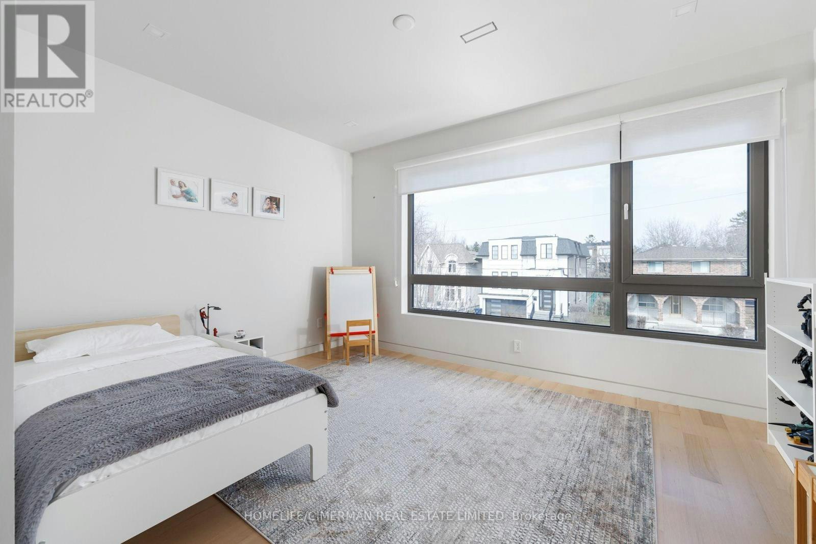 21 Farrell Avenue, Toronto, ON, M2R 1C7 - 26