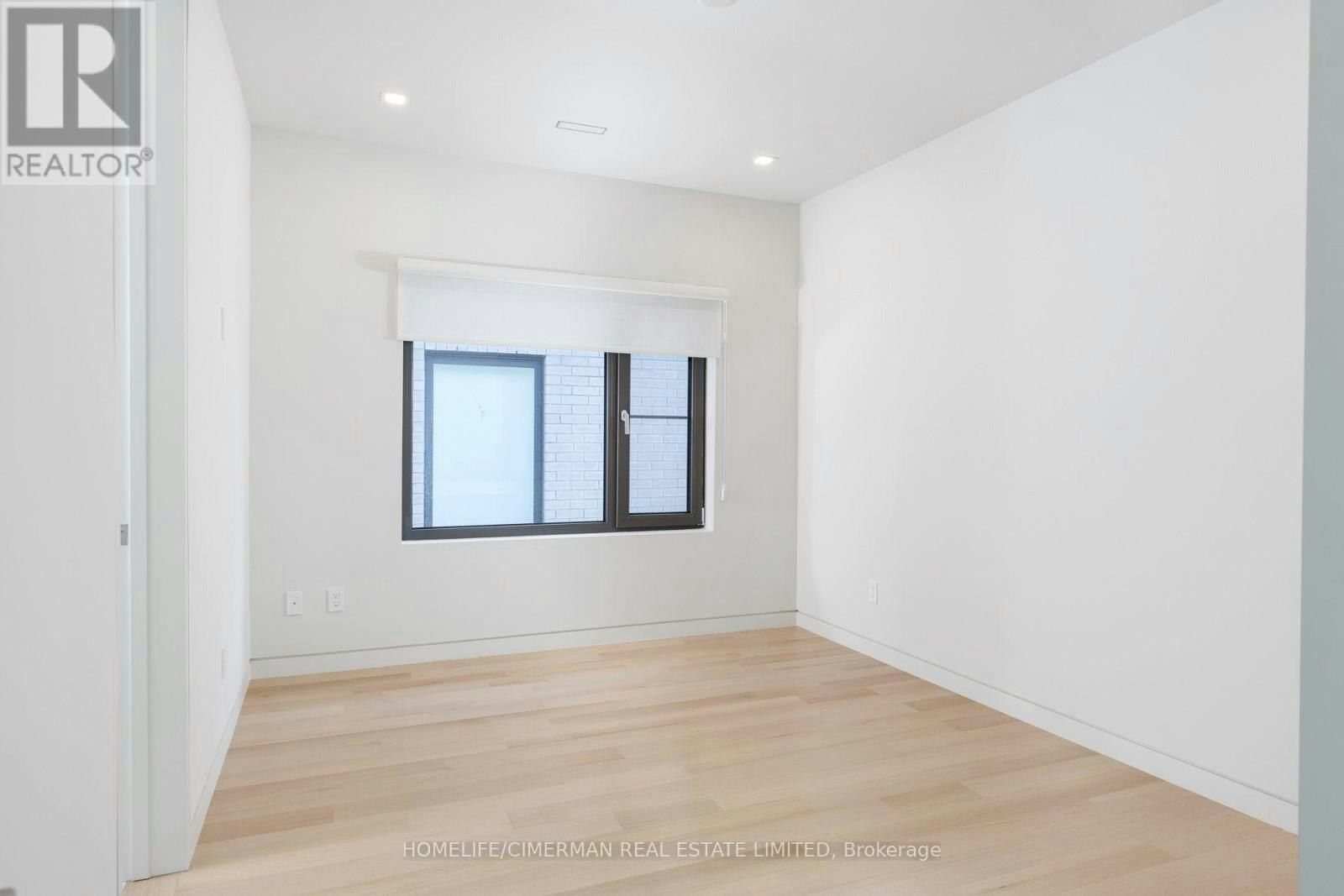 21 Farrell Avenue, Toronto, ON, M2R 1C7 - 30