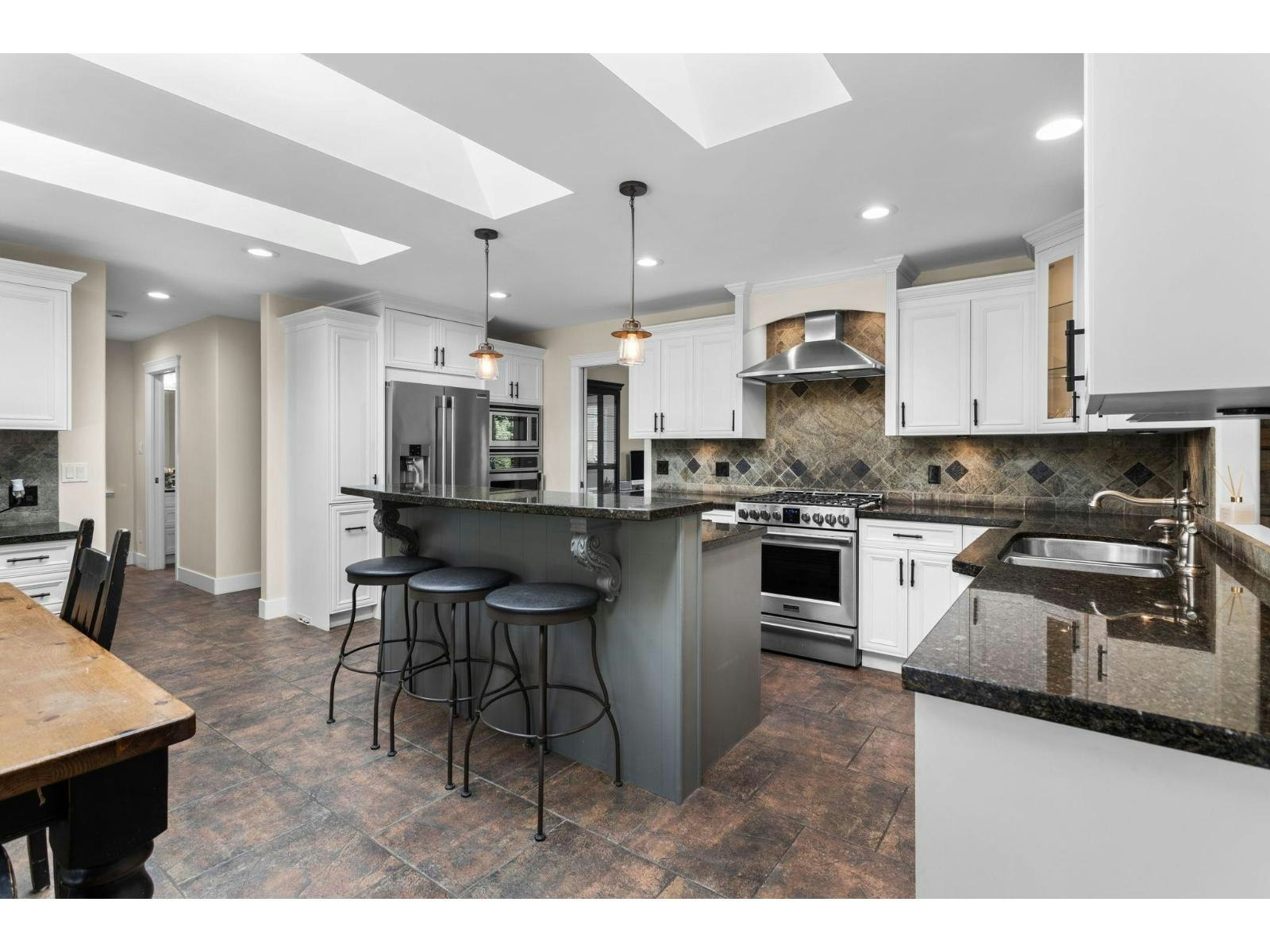 26627 60 Avenue, Langley, BC, V4W 1V7 - 6
