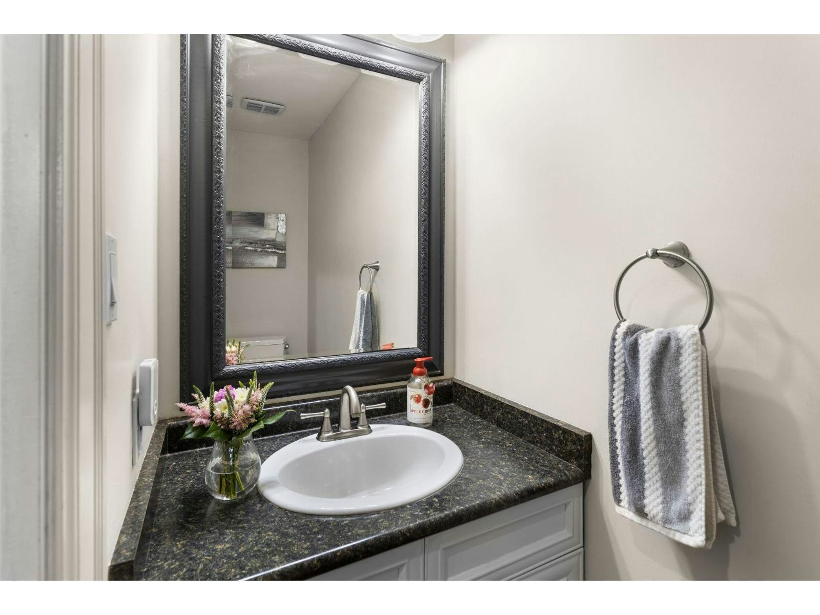 26627 60 Avenue, Langley, BC, V4W 1V7 - 27