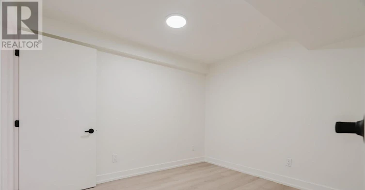 B-1040 Maitland Avenue, Ottawa, ON, K2C 2B6 - 12