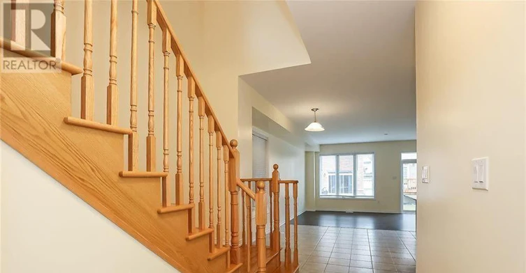 8791 Sourgum Avenue, Niagara Falls, ON, L2H 3S3 - 6