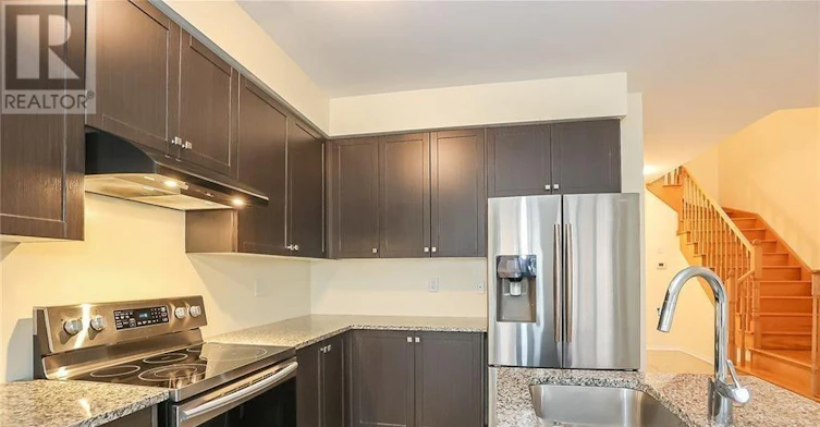 8791 Sourgum Avenue, Niagara Falls, ON, L2H 3S3 - 9