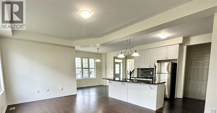 2 Blue Oak Street, Kitchener, ON, N2R 0K4 - 4