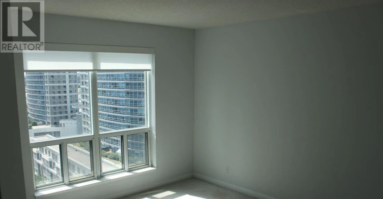 1615-11 Lee Centre Drive, Toronto, ON, M1H 3J5