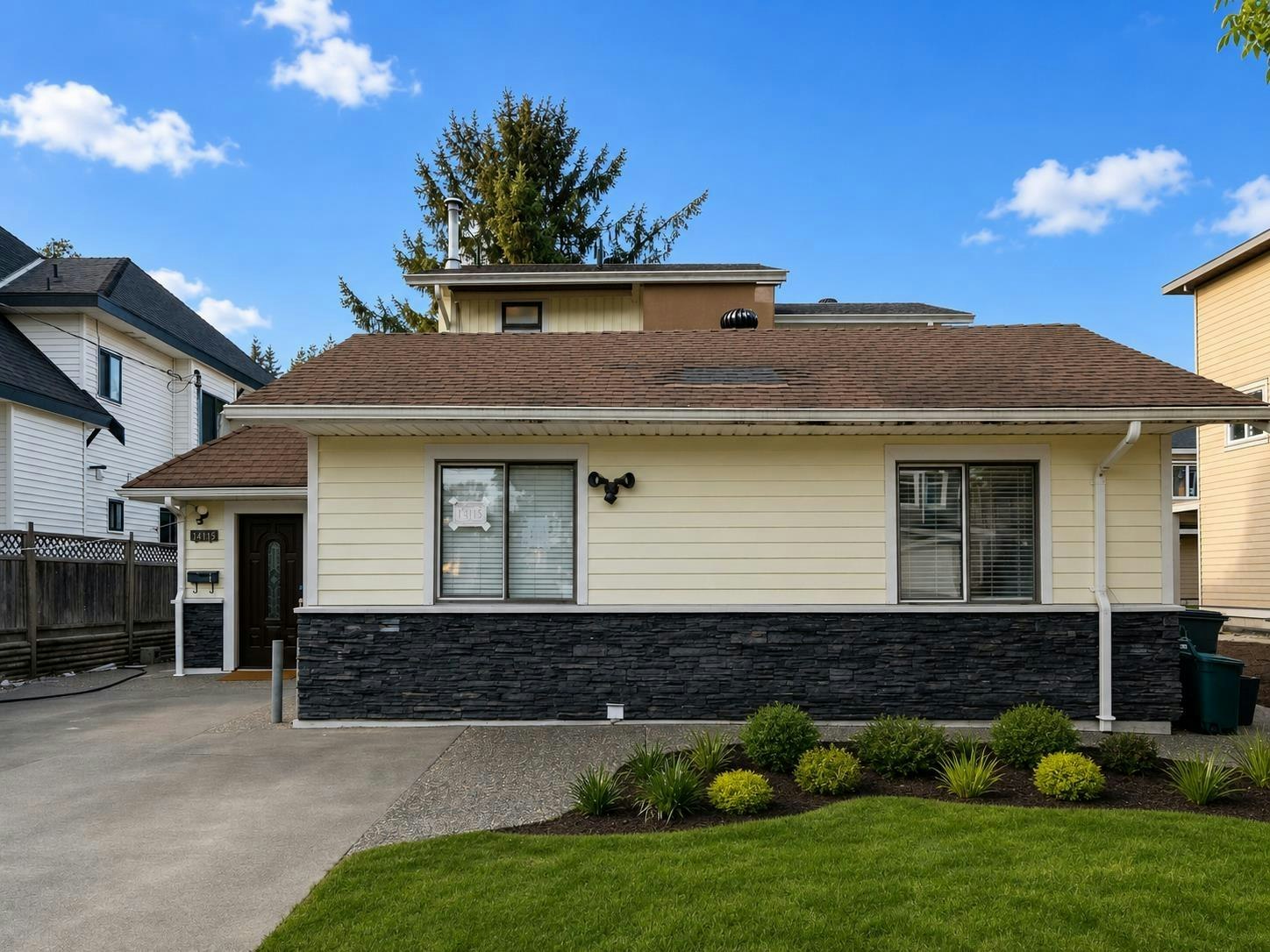 14115 110 Avenue, Surrey, BC, V3R 1Z3