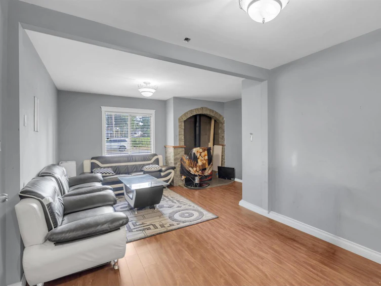 14115 110 Avenue, Surrey, BC, V3R 1Z3 - 18