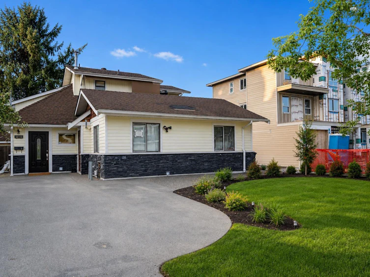 14115 110 Avenue, Surrey, BC, V3R 1Z3 - 3