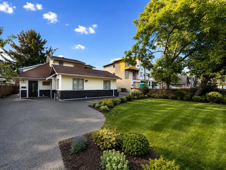 14115 110 Avenue, Surrey, BC, V3R 1Z3 - 2