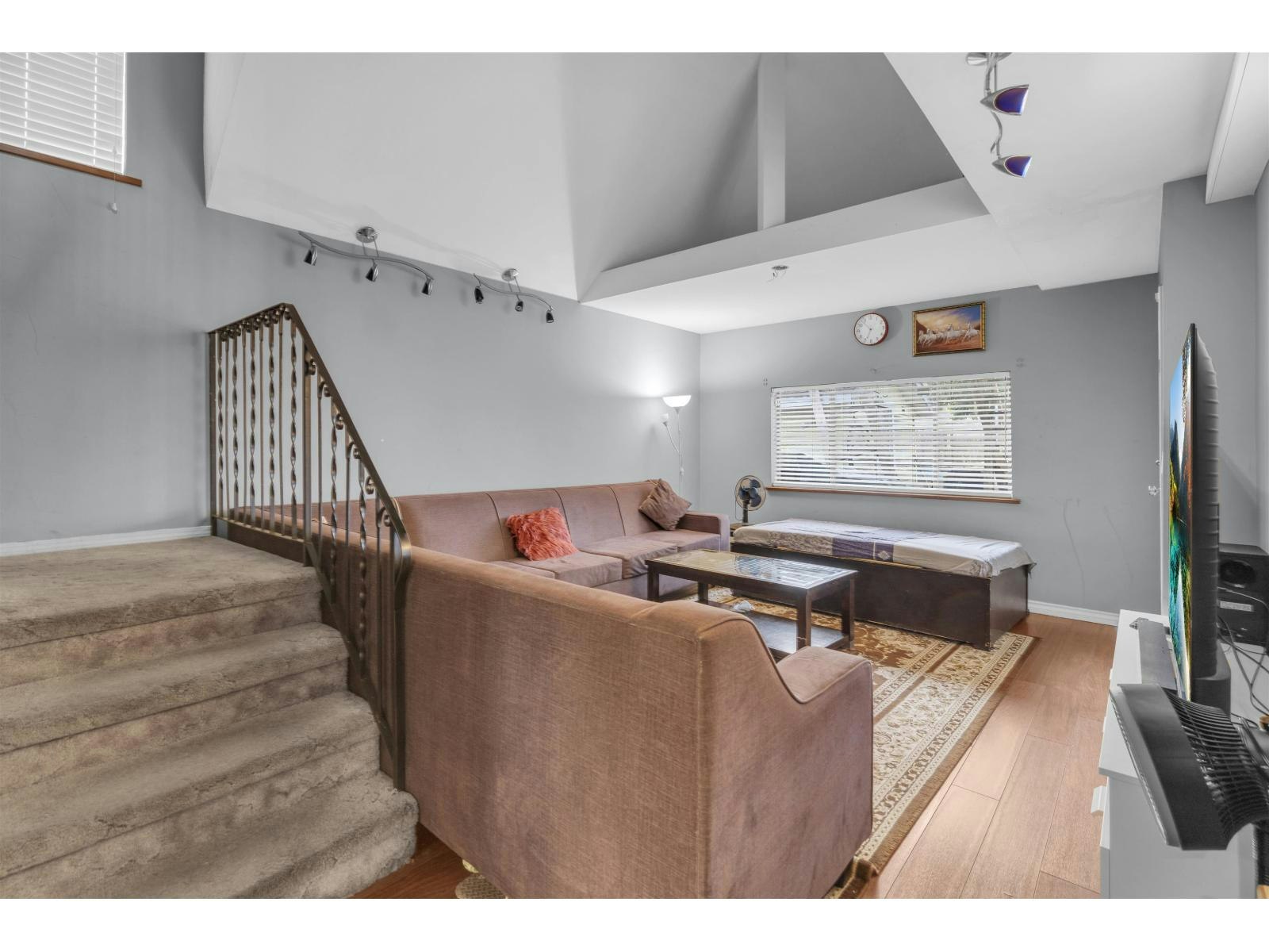 14115 110 Avenue, Surrey, BC, V3R 1Z3 - 8