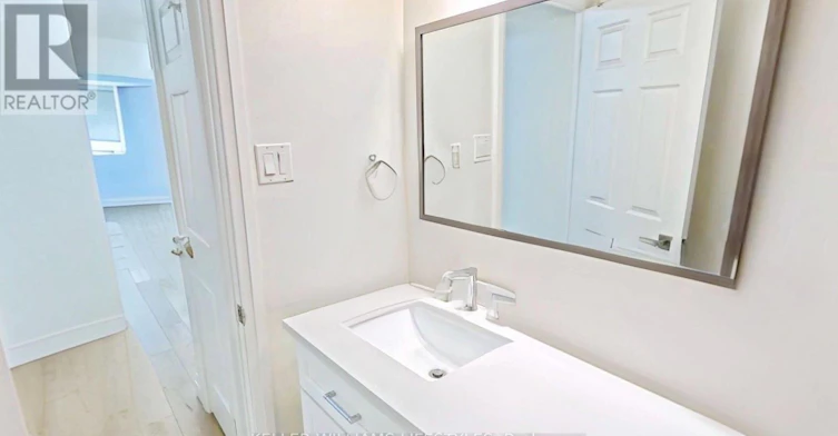 301-695 Richmond Street, London, ON, N6A 5M8 - 10
