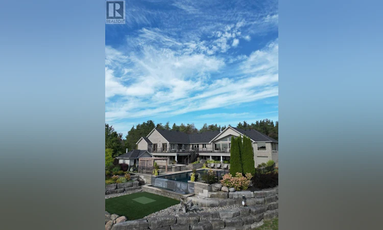 7 Maplehill Drive