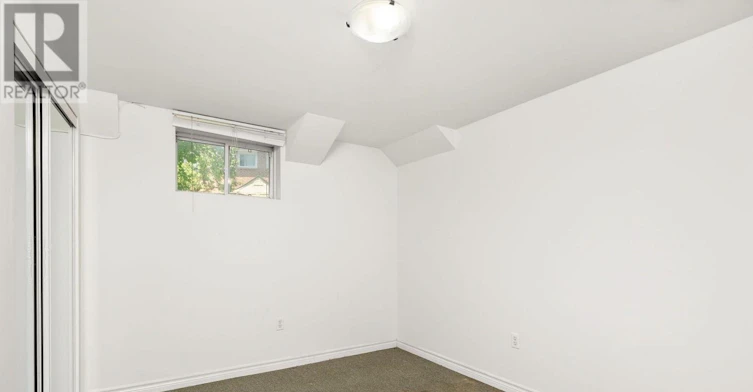 BSMT 2-14 Tarsus Crescent, Toronto, ON, M1C 3W7 - 2