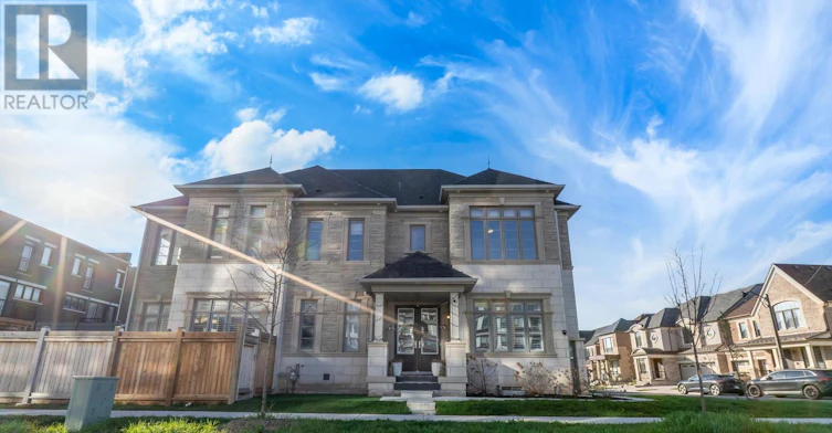 UPPER-1504 Yellow Rose Circle, Oakville, ON, L6M 5L3 - 4