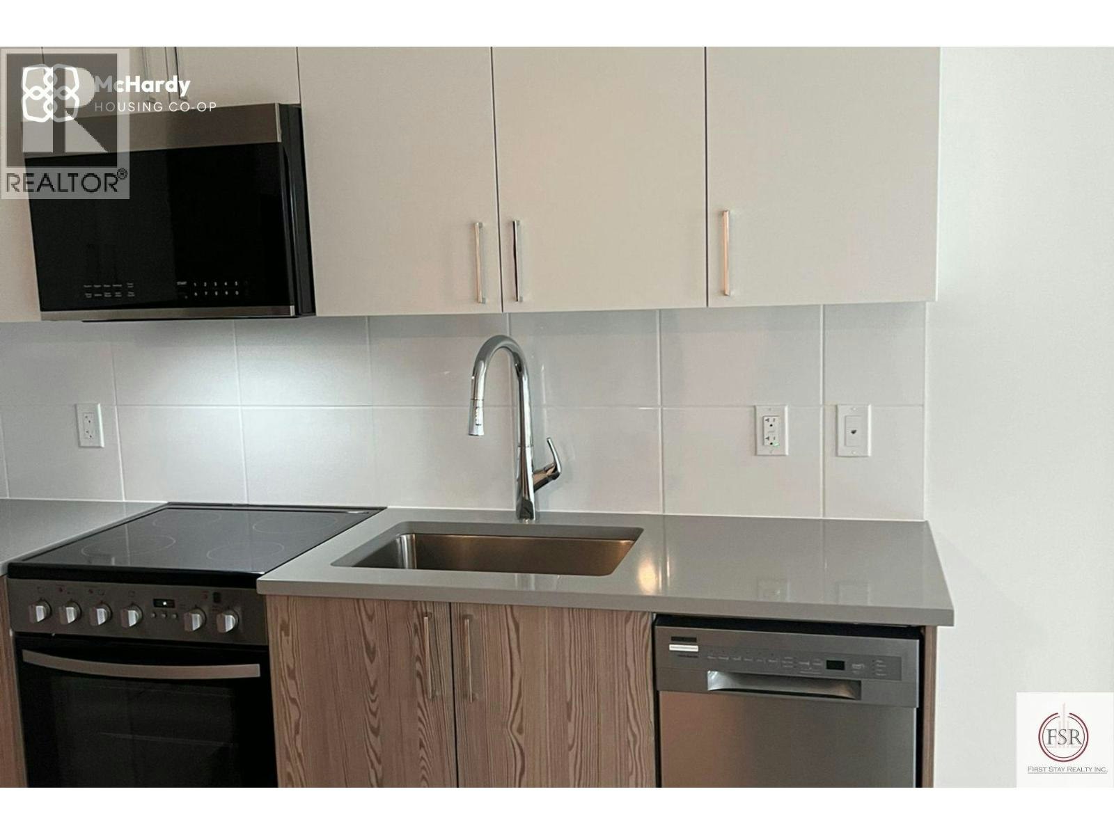 5085 Mchardy Street, Vancouver, BC, V5R 0L7 - 12